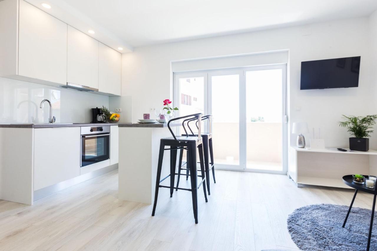2Sis 2 Apartments 자다르 외부 사진