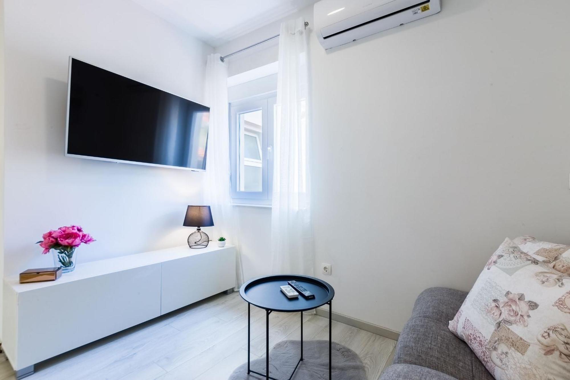 2Sis 2 Apartments 자다르 객실 사진